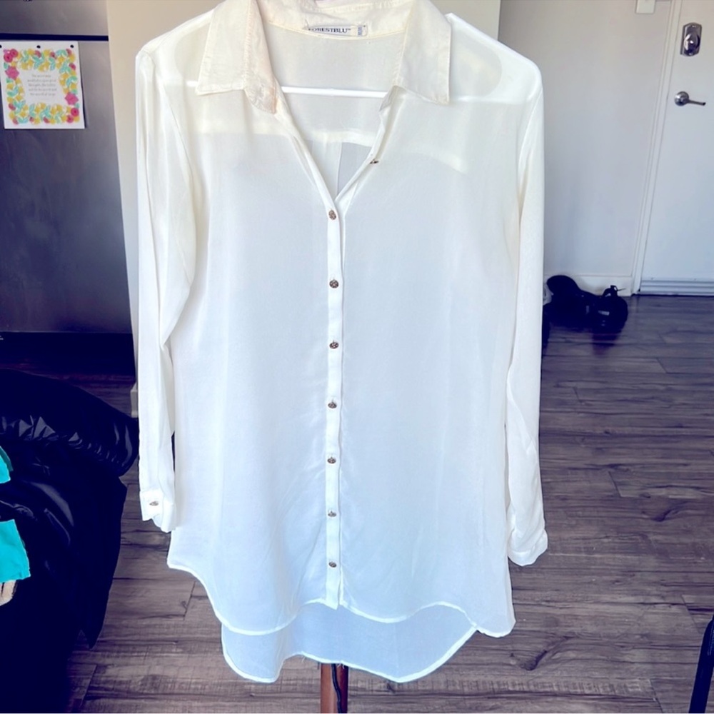 Beautiful white button down blouse
